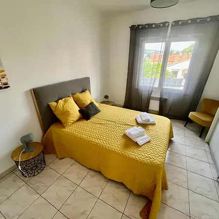 2 Pièces, Terrasse 30m2 *